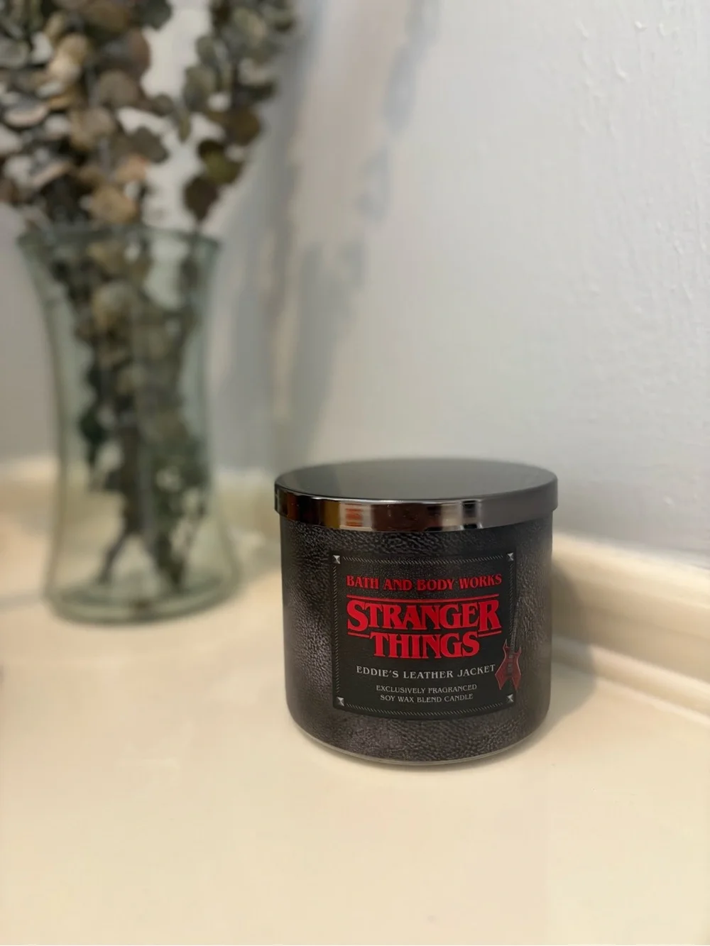 Bath & Body Works Eddie's Leather Jacket Candle - Black and White